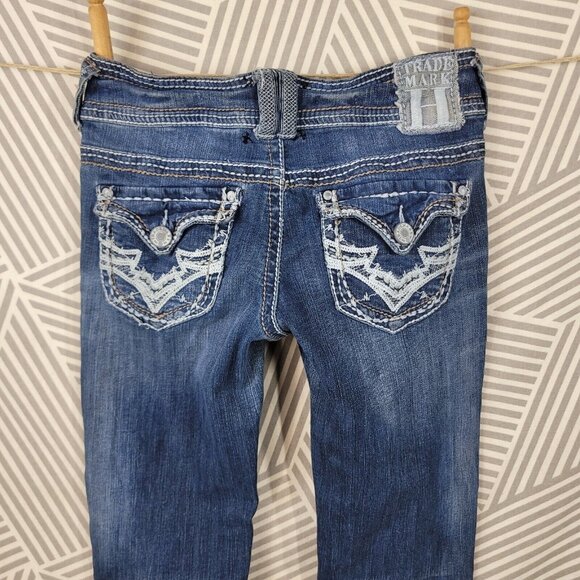 TRADEMARK H Dark Wash Jeans Embroidered Pockets Size 5/6 30" Slim Flare Women's - Picture 6 of 9
